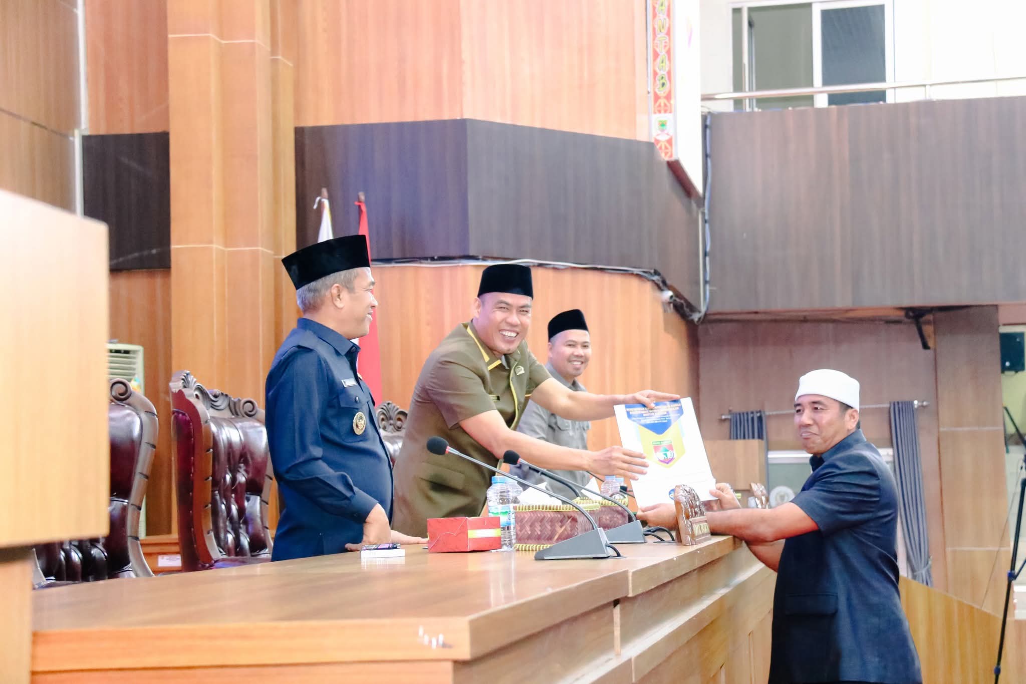 DPRD Musi Rawas Soroti Rendahnya Realisasi PAD Dalam Paripurna Fraksi